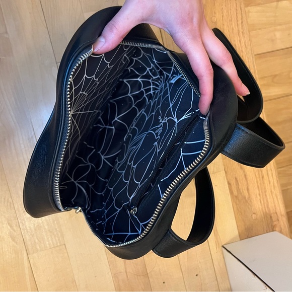 Valfre Charlotte Backpack - Picture 3 of 5